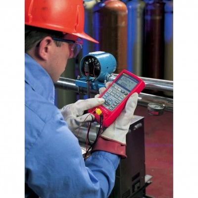 Калибратор многофункциональный FLUKE 725Ex Калибратор многофункциональный FLUKE 725Ex