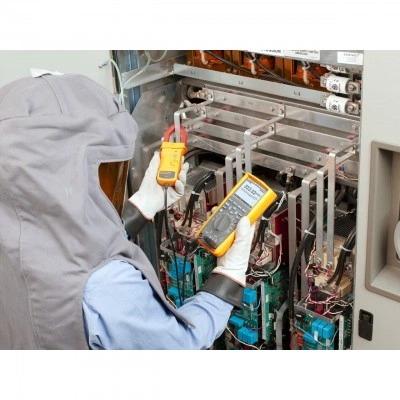 Мультиметр с поверкой FLUKE 289/FVF Мультиметр с поверкой FLUKE 289/FVF
