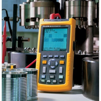 Осциллограф FLUKE 123 Осциллограф FLUKE 123