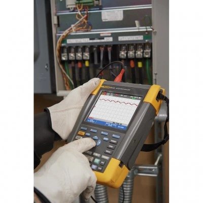 Анализатор энергии FLUKE MDA-550 Анализатор энергии FLUKE MDA-550