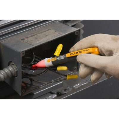 Детектор напряжения FLUKE FLK2AC/200-1000VCL Детектор напряжения FLUKE FLK2AC/200-1000VCL