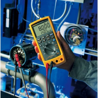 Калибратор петли тока FLUKE 789 Калибратор петли тока FLUKE 789