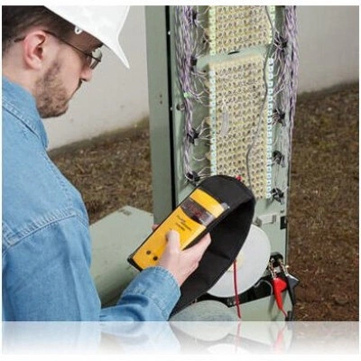 Тестер неисправности кабеля FLUKE TS100-PRO-BT-TDR Тестер неисправности кабеля FLUKE TS100-PRO-BT-TDR