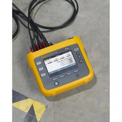 Трехфазный регистратор электроэнергии FLUKE 1732/INTL Трехфазный регистратор электроэнергии FLUKE 1732/INTL