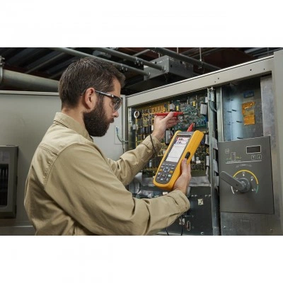 Осциллограф FLUKE 124B/EU/S Осциллограф FLUKE 124B/EU/S
