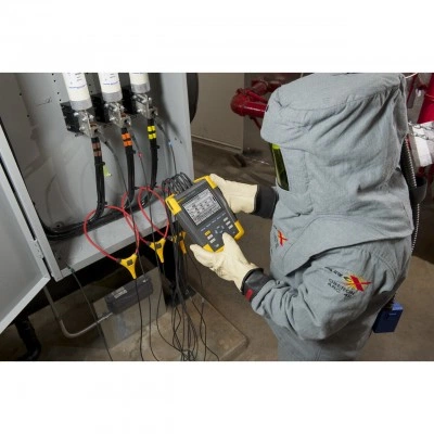 Анализатор энергии FLUKE 434 II Анализатор энергии FLUKE 434 II