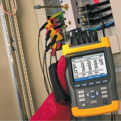 Анализатор энергии FLUKE 434 II Анализатор энергии FLUKE 434 II